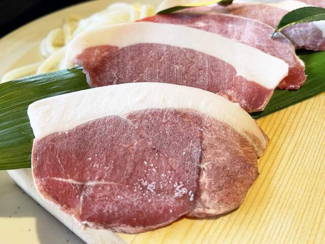 ジビエ料理 ボタン肉のしゃぶしゃぶ