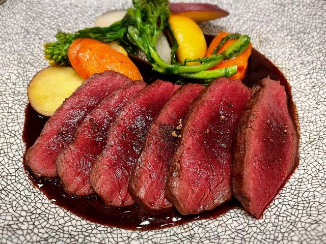 鹿肉のロースト
